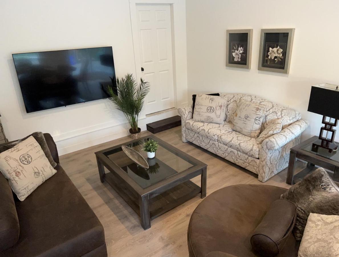 Country Home, Sleeps 6 Pets Friendly Port Alberni Exterior foto